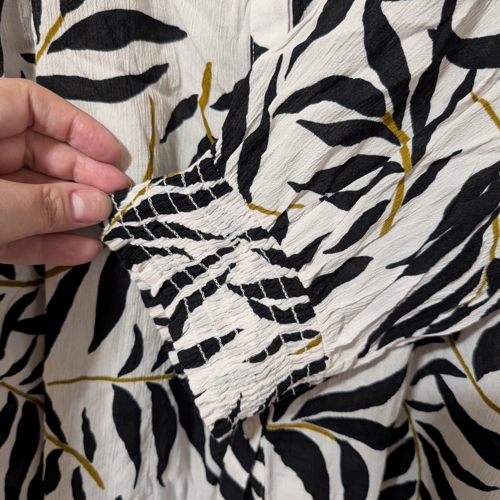 NY Collection Black and White Notched Collar Blouse - Picture 6 of 7